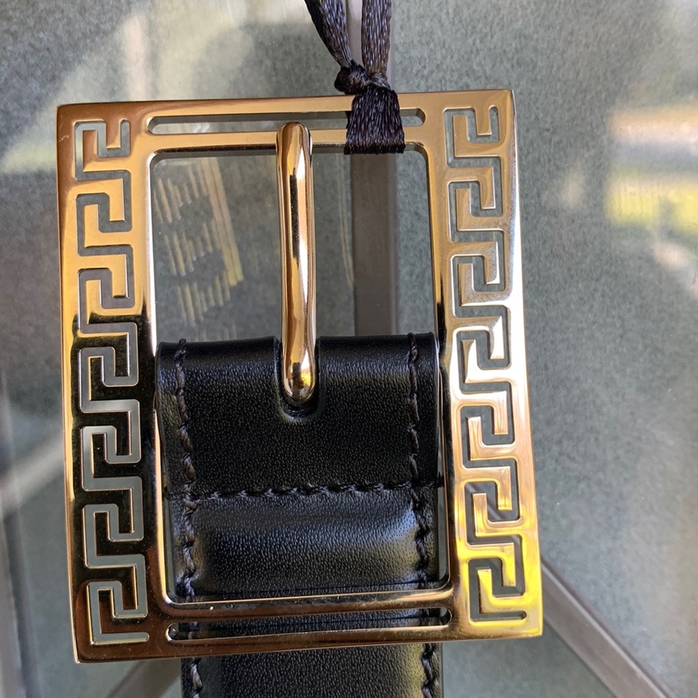 Versace belt new with tag no box no dust bag